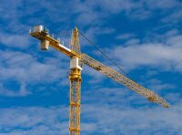 Проспав работу, операторы строительного крана избежали смерти