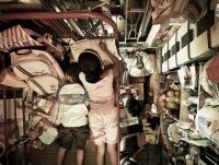 В Гонконге некоторые семьи живут в квартирах площадью 3,7 кв. метров