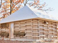 Инновационный дом из соломы в компосте создают японские студенты