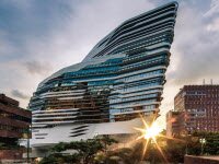 Инновационная башня в Гонконгском политехническом университете завершена