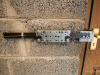 Система Pi-Rex открывает дверь, когда слышит лай собаки