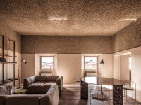 Отличительная черта дома праха от Антонио Кардилло коричневая шероховатая поверхность