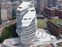 Инновационная башня JCIT в Гонкоге от Захи Хадид в новом фильме и с фотографиями