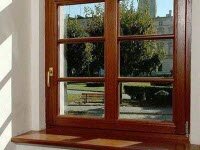Уход за деревянными окнами