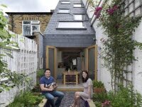 Этот дом в клин далеко не тесный