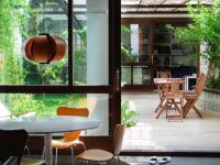 Патио-дом из старой химчистки