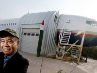 Энтузиаст домохозяйства представляет гостевой дом, сделанный из самолетов
