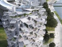 Вдохновленная башня Белое Древо для Монпелье