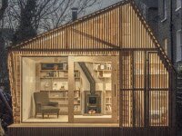 Причудливый домик Уэстона, пишущее отступление для автора