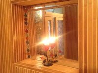 Маленькая декоративная полочка в сплошной стене