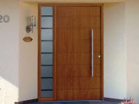 Выбираем входные двери