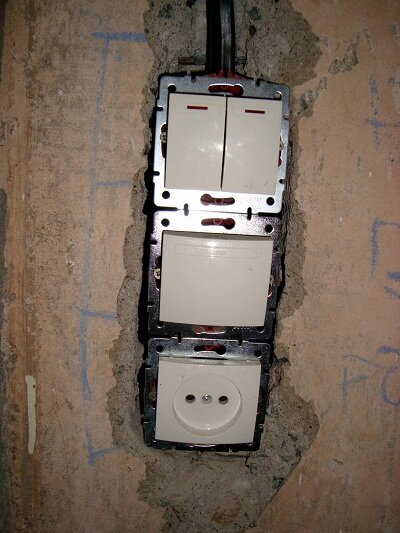 Вариант проведения электропроводки в квартире