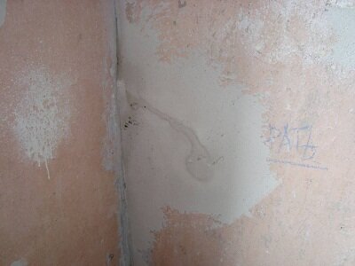 Шпаклевание стен под обои