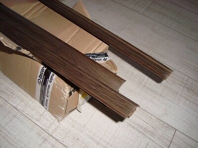 Работа с ПВХ-плинтусами при проведении ремонта своими руками