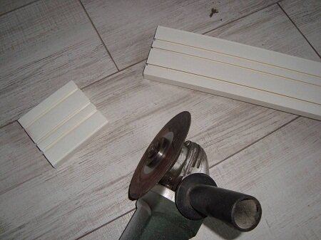 Монтаж карниза из ПВХ своими руками