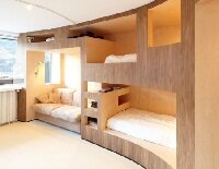 Вся квартира большая мебель-стенка