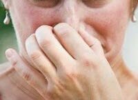 Причина появления запахов в помещении и их устранение