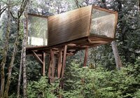 Современный домик на дереве