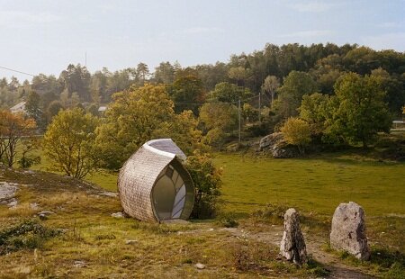 Изогнутый крошечный дом Гус-1