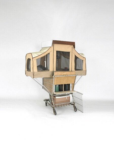 Camper Kart представляет собой миниатюрный дом из тележки корзины
