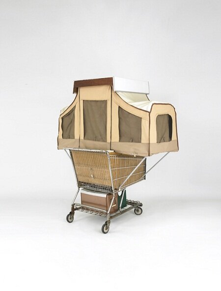 Camper Kart представляет собой миниатюрный дом из тележки корзины
