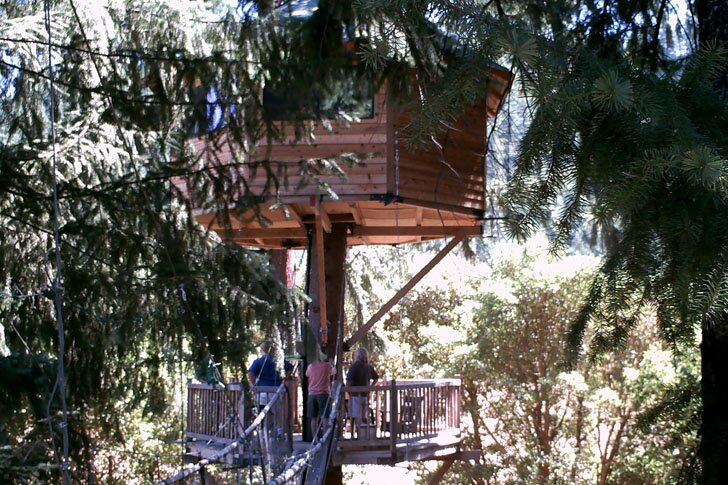 Michael Garnier построил на верхушках деревьев метрополис