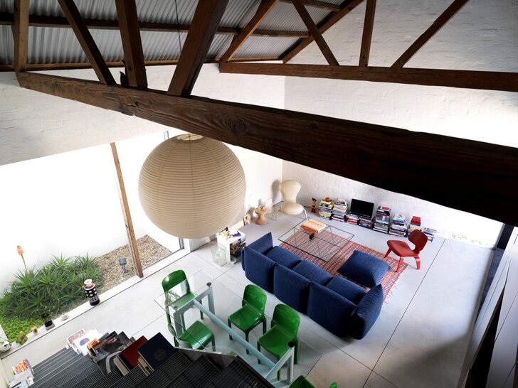 Shed - Историческое промышленное строение, переделанное в эффективный современный дом.