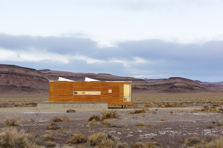 Каркасный энергоэффективный дом в пустыне