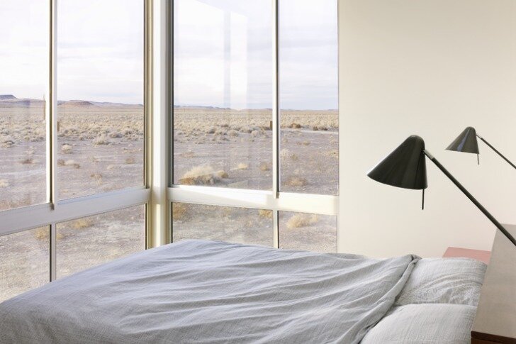 Каркасный энергоэффективный дом в пустыне