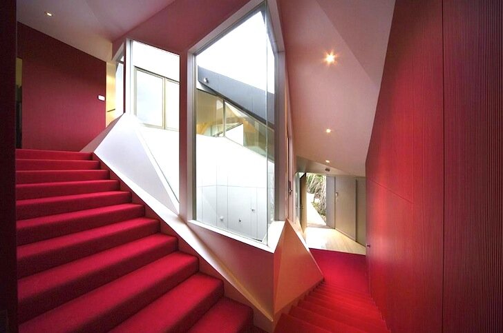 Дом оригами - фойе