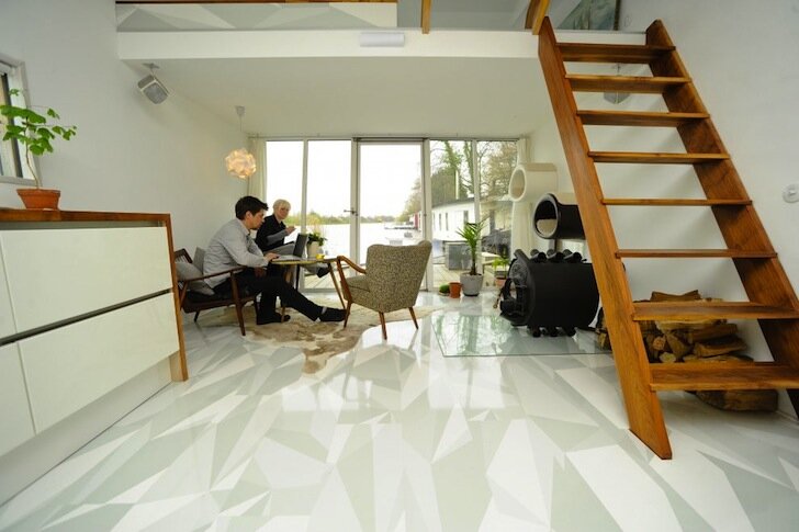 Стабильный Плавающий Дом