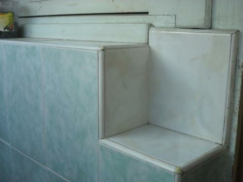 Экономичная отделка балкона