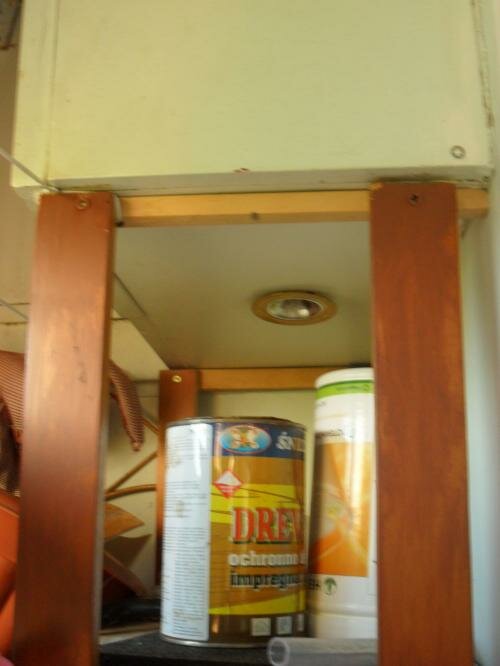 Экономичная отделка балкона