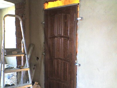 Как устанавливает двери Серега - завершающая стадия