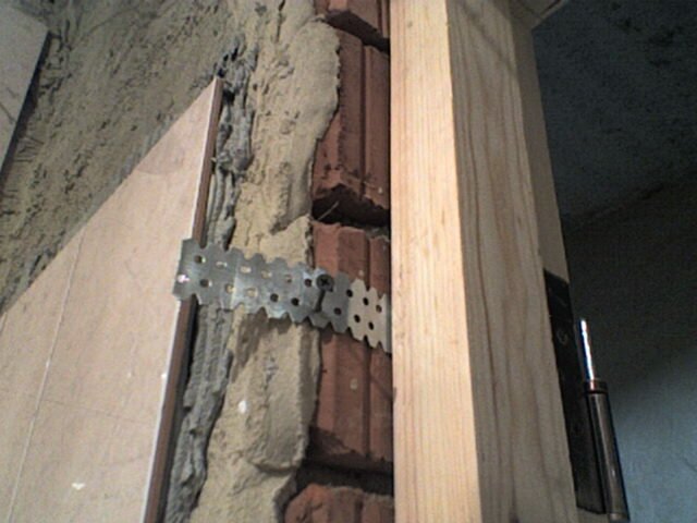 Крепление подвесов к стене