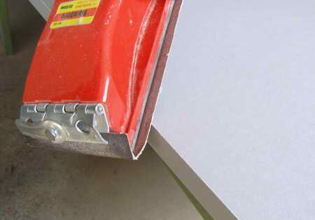 Зачищаем мелкой наждочкой