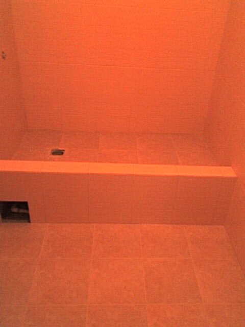 Душевой поддон из плитки вместо ванны - опыт работы