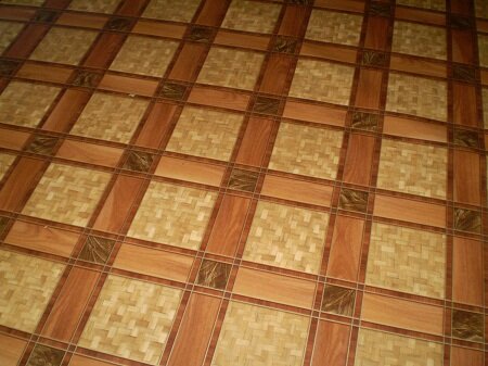 Стяжка и укладка линолеума на кухне - опыт работы.