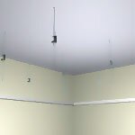 Монтаж реечного потолка