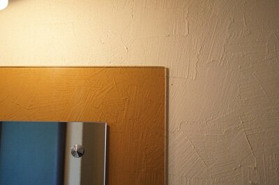 Малобюджетный ремонт: оформляем стены