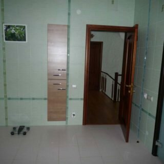 Межкомнатная дверь не подходит по высоте? Есть решение!