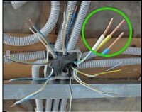 Соединение проводов в распределительной коробке 3