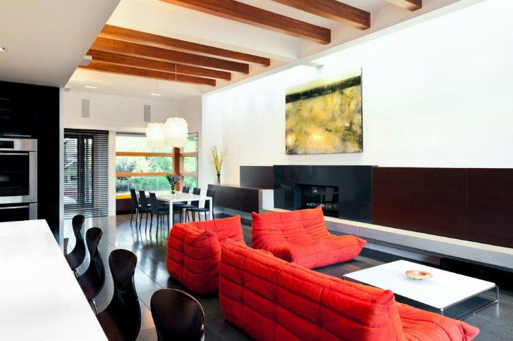 Зеленая закрытая резиденция в Ванкувере, является первым LEED платиновым домом в западной Канаде.