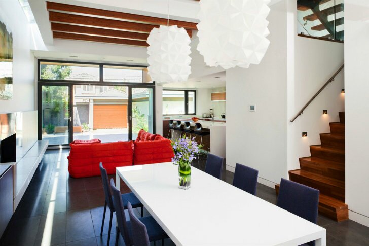 Зеленая закрытая резиденция в Ванкувере, является первым LEED платиновым домом в западной Канаде.