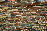 Колумбийский художник представила купол из книг