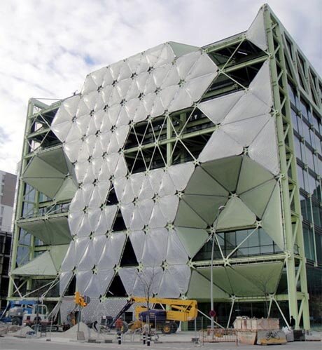 Офисный комплекс Media-TIC в Барселоне стал "Лучшим зданием мира - 2011"