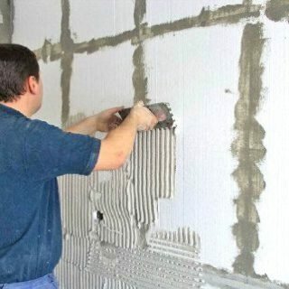 Штукатурим пенопласт на стене самостоятельно