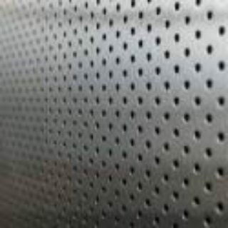 Необычное приклеивание обоев на стену