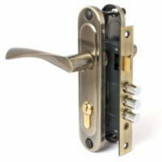 Как правильно выбрать дверной замок